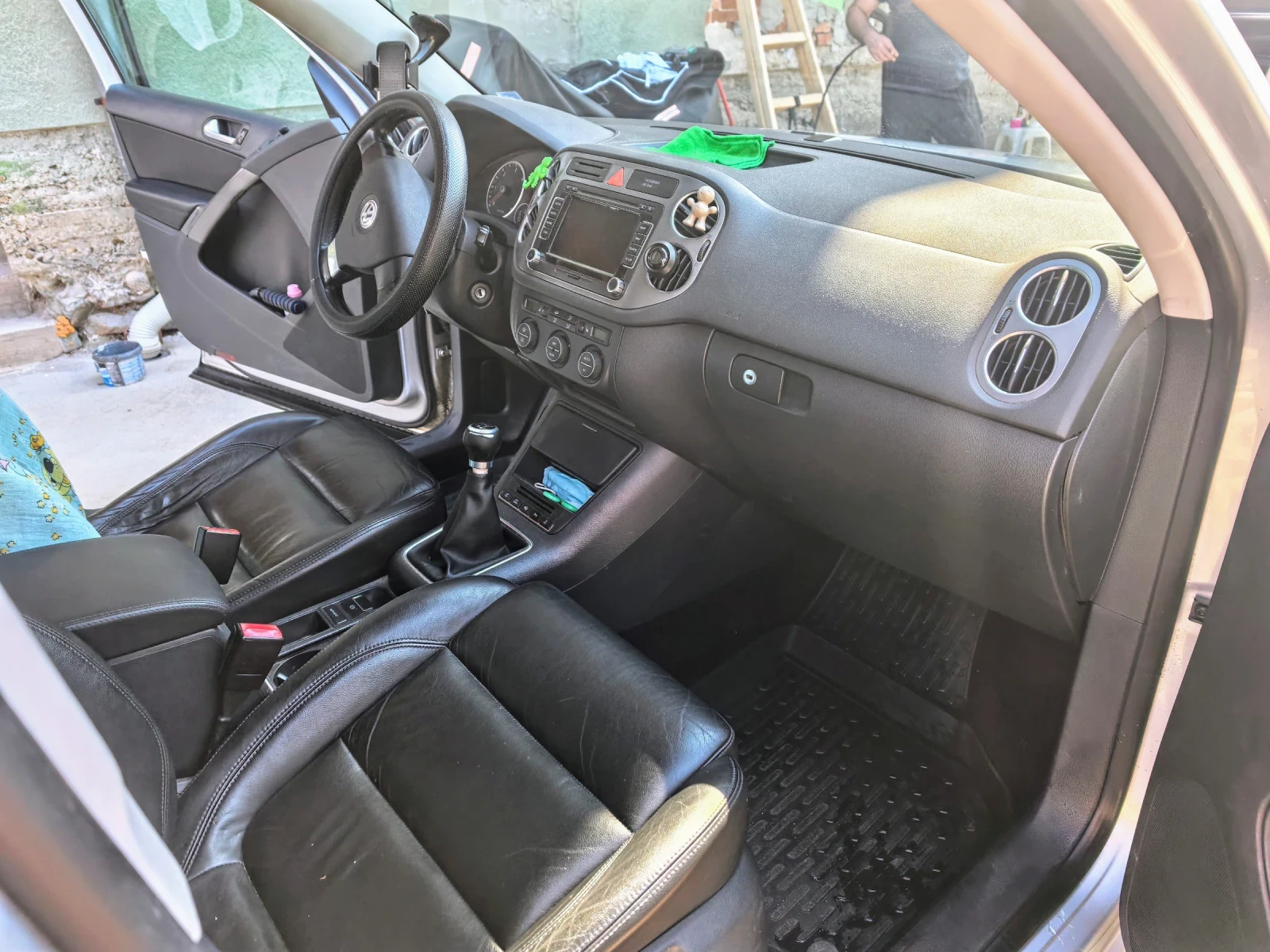 VW Tiguan, снимка 3 - Автомобили и джипове - 55409090