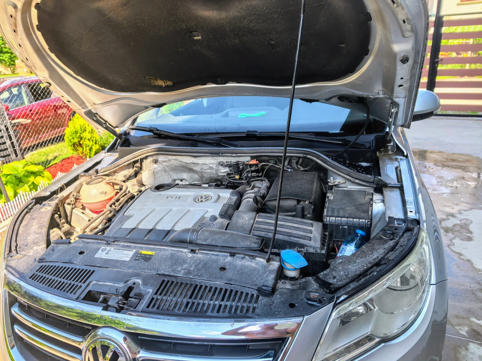 VW Tiguan, снимка 8 - Автомобили и джипове - 55409090