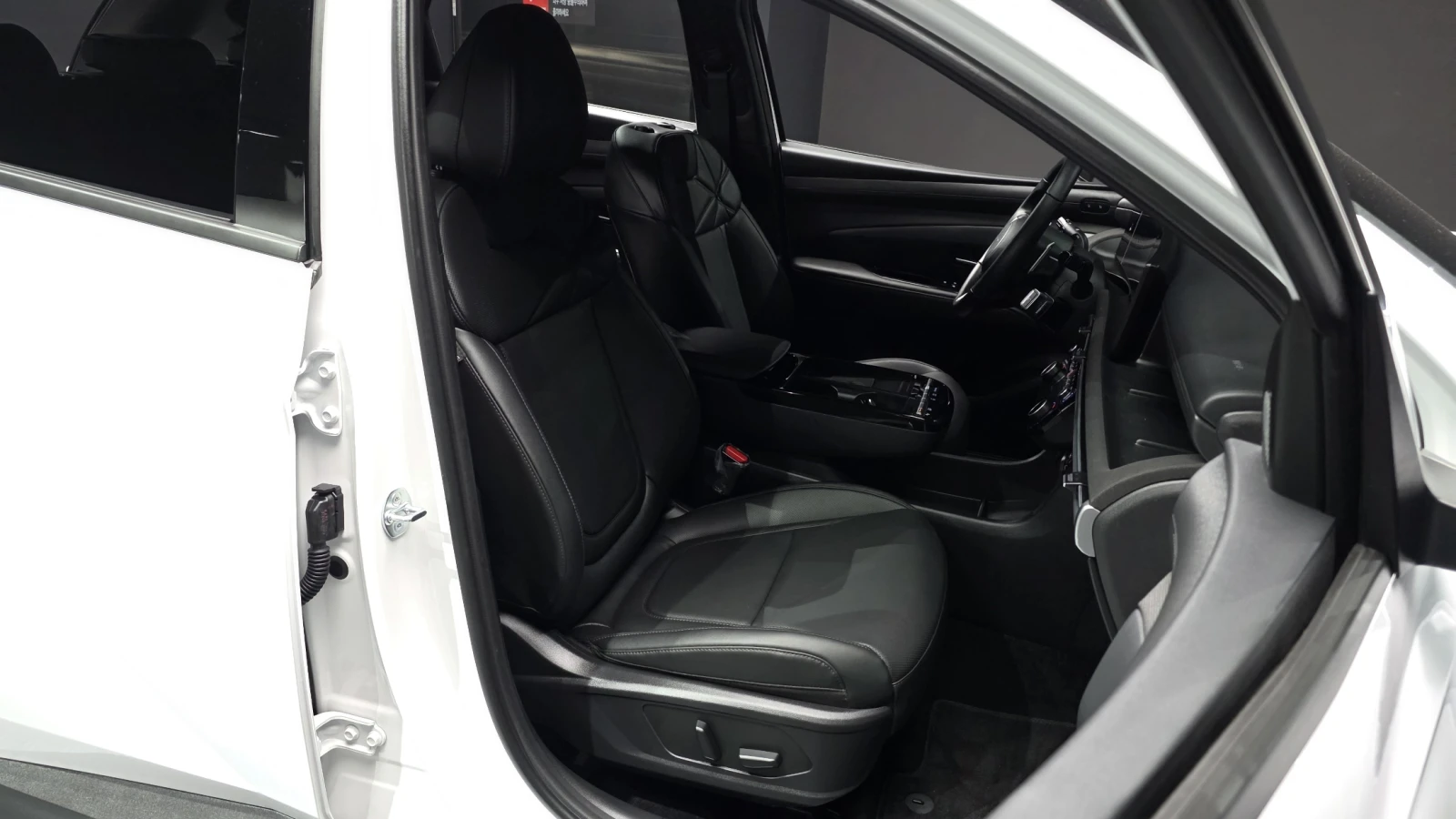 Hyundai Tucson 2026* H PICK* 360* DIS* ПОДГРЕВ* ОБДУХ* КРАЙНА ЦЕН, снимка 15 - Автомобили и джипове - 56184529