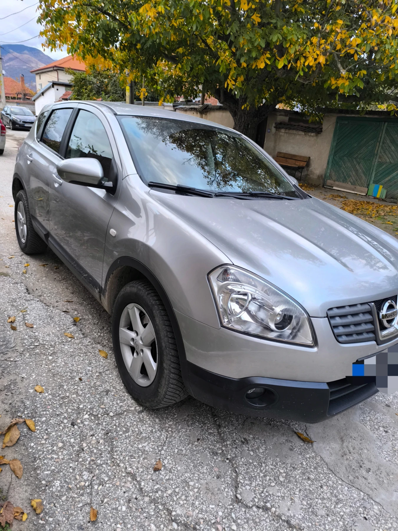 Nissan Qashqai, снимка 11 - Автомобили и джипове - 56728036