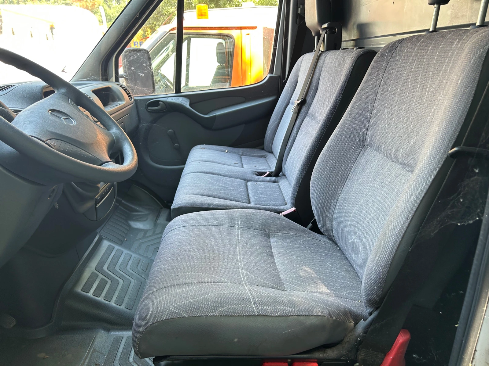 Mercedes-Benz Sprinter 413, снимка 5 - Бусове и автобуси - 55019182