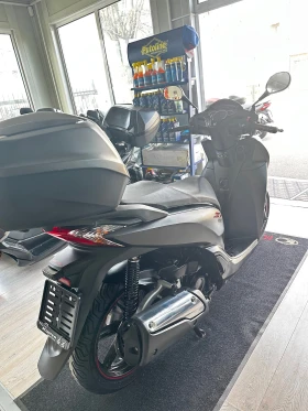 Honda Sh 300i ABS/TC/LED 2019г., снимка 9