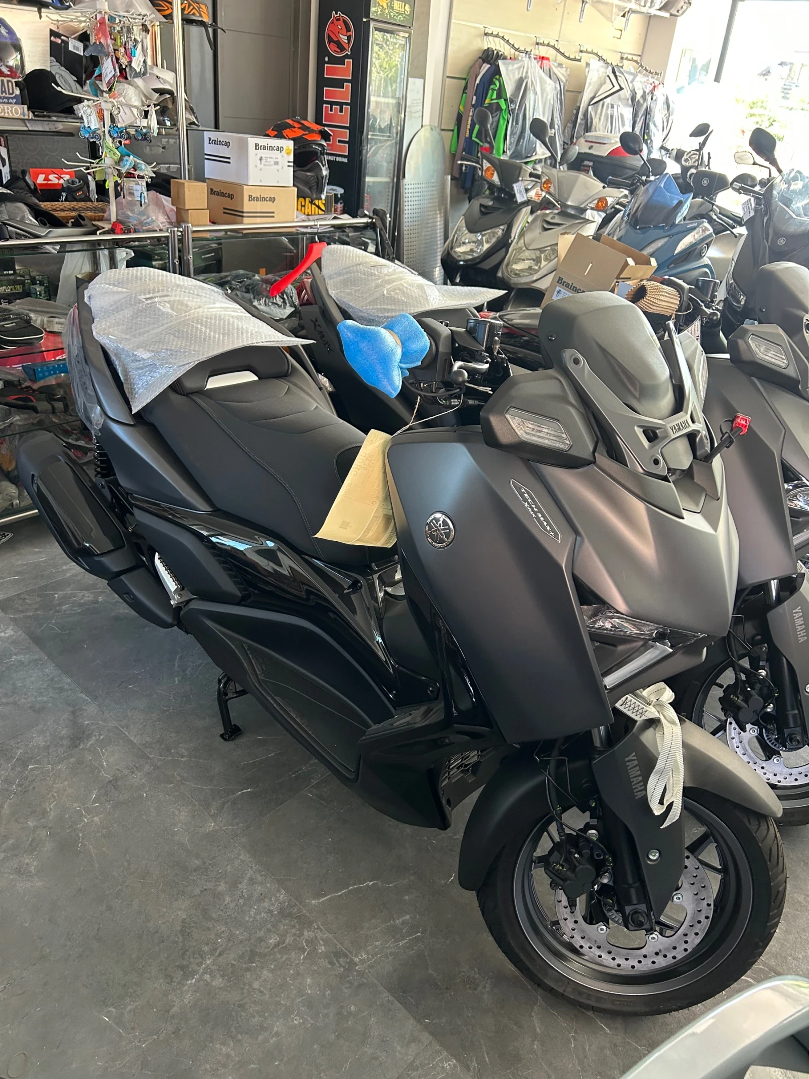 Yamaha X-max Tech Max-Лизинг, снимка 9 - Мотоциклети и мототехника - 55476735