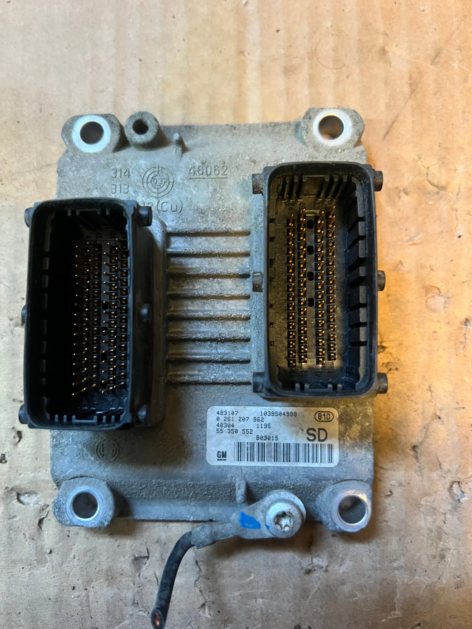 0261207962 �������� �������� OPEL CORSA 1.2i  55350552 0 261 207 962  | Mobile.bg � ����������� 4