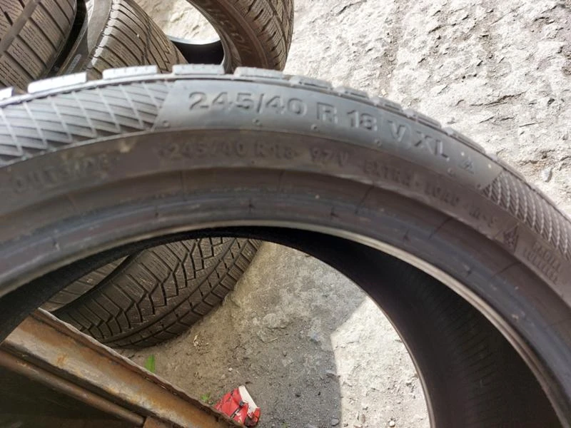 Гуми Зимни 245/40R18, снимка 10 - Гуми и джанти - 36801669