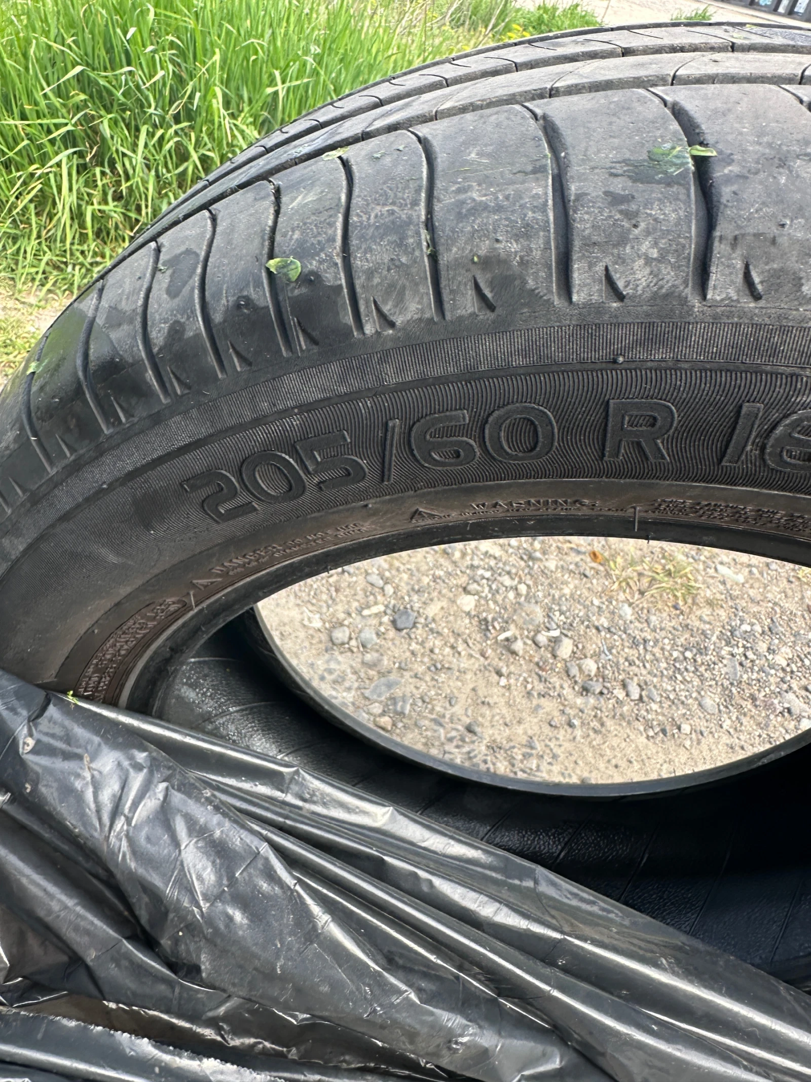 Гуми Летни 205/60R16, снимка 5 - Гуми и джанти - 54213906