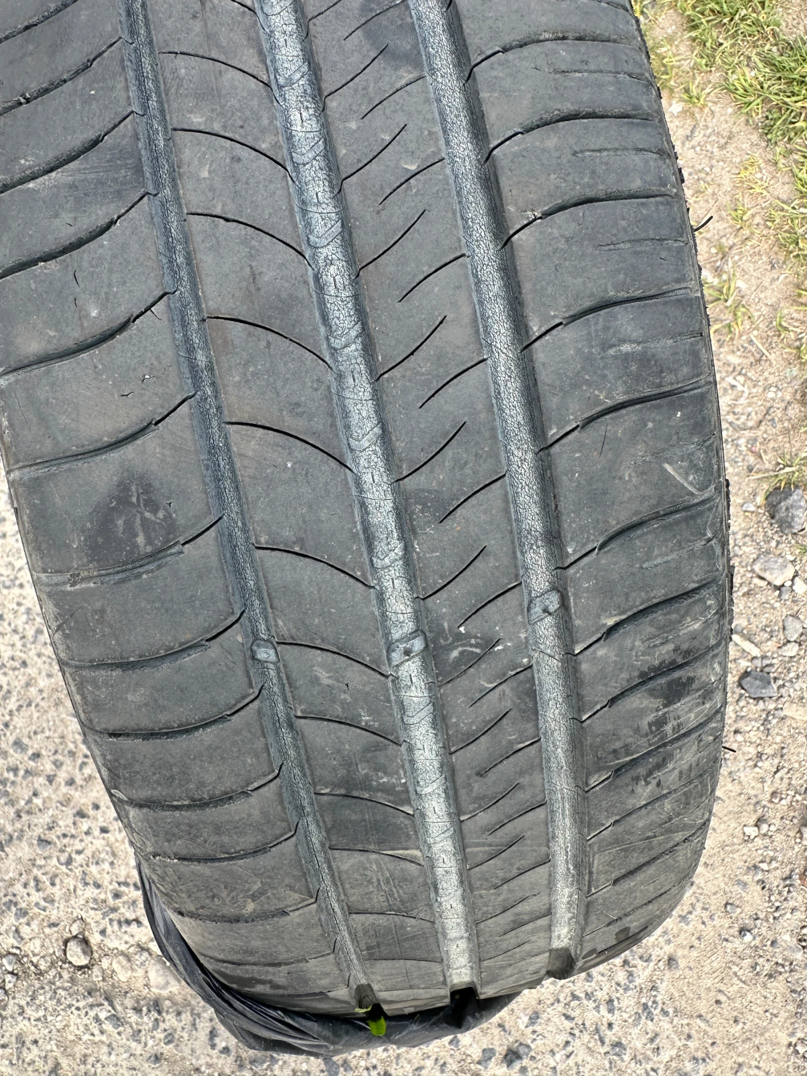 Гуми Летни 205/60R16, снимка 2 - Гуми и джанти - 54213906