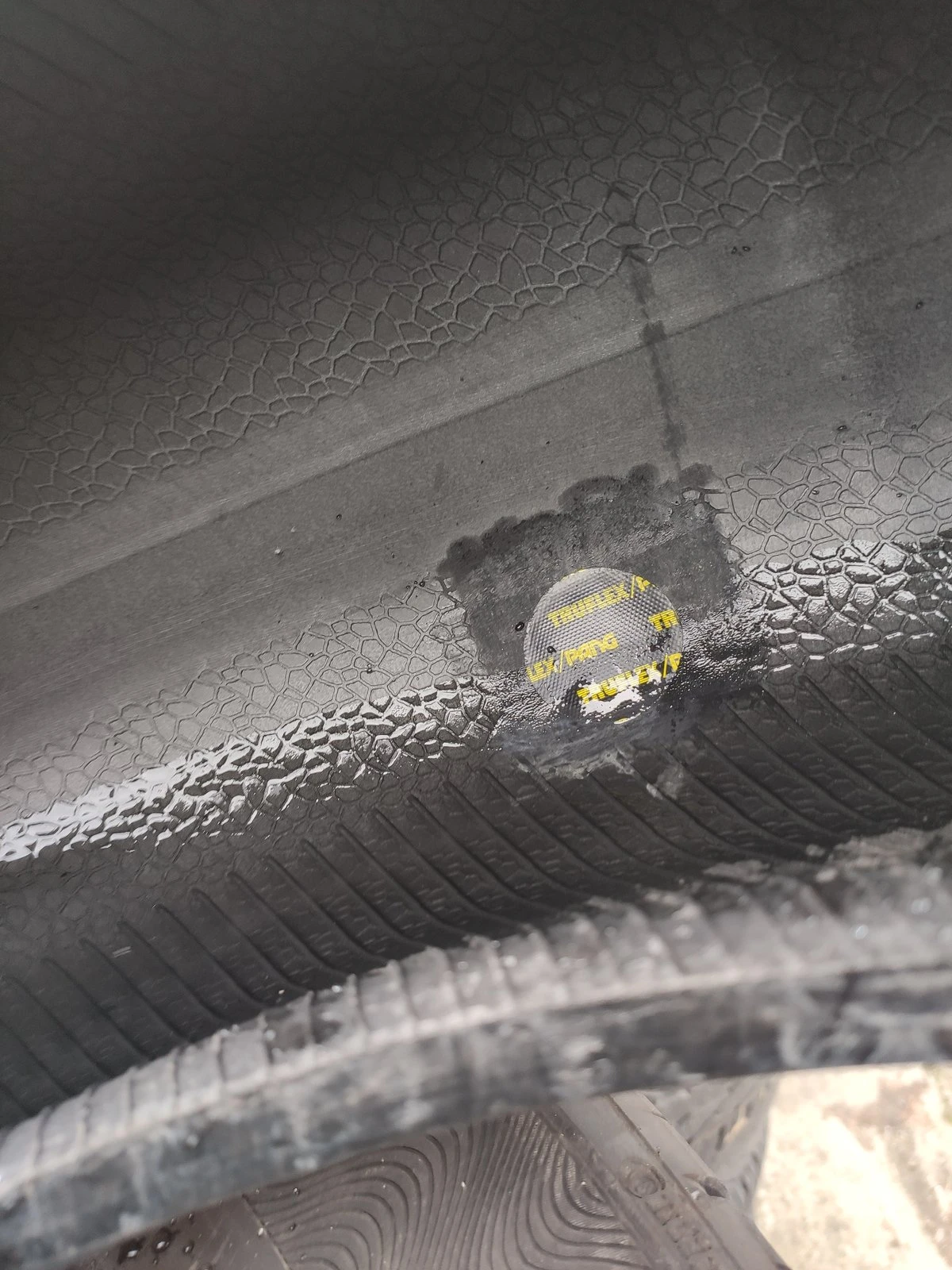 Гуми Всесезонни 215/75R16, снимка 7 - Гуми и джанти - 56732325