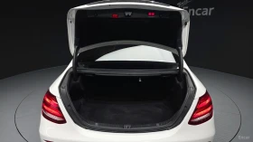 Mercedes-Benz E 250 AVANGARDE* КОЖА* НАВИ* ПАНО, снимка 17