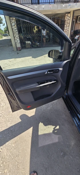 VW Touran 2.0 tdi, снимка 10