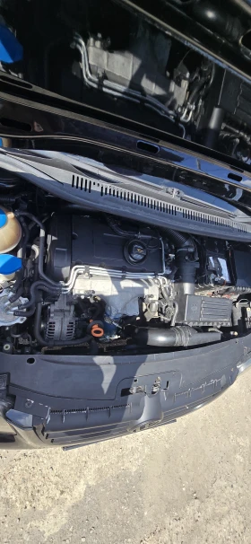 VW Touran 2.0 tdi, снимка 3