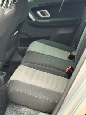 Skoda Fabia 1.6i OBSLUJENA FULL EXTRI - 6888 лв. - 27854896 10