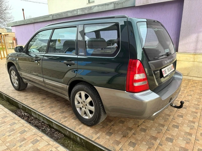 Subaru Forester 2.0*4х4*Швейцария, снимка 3 - Автомобили и джипове - 44988899