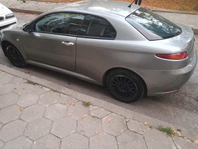 Alfa Romeo Gt, снимка 16 - Автомобили и джипове - 48611813