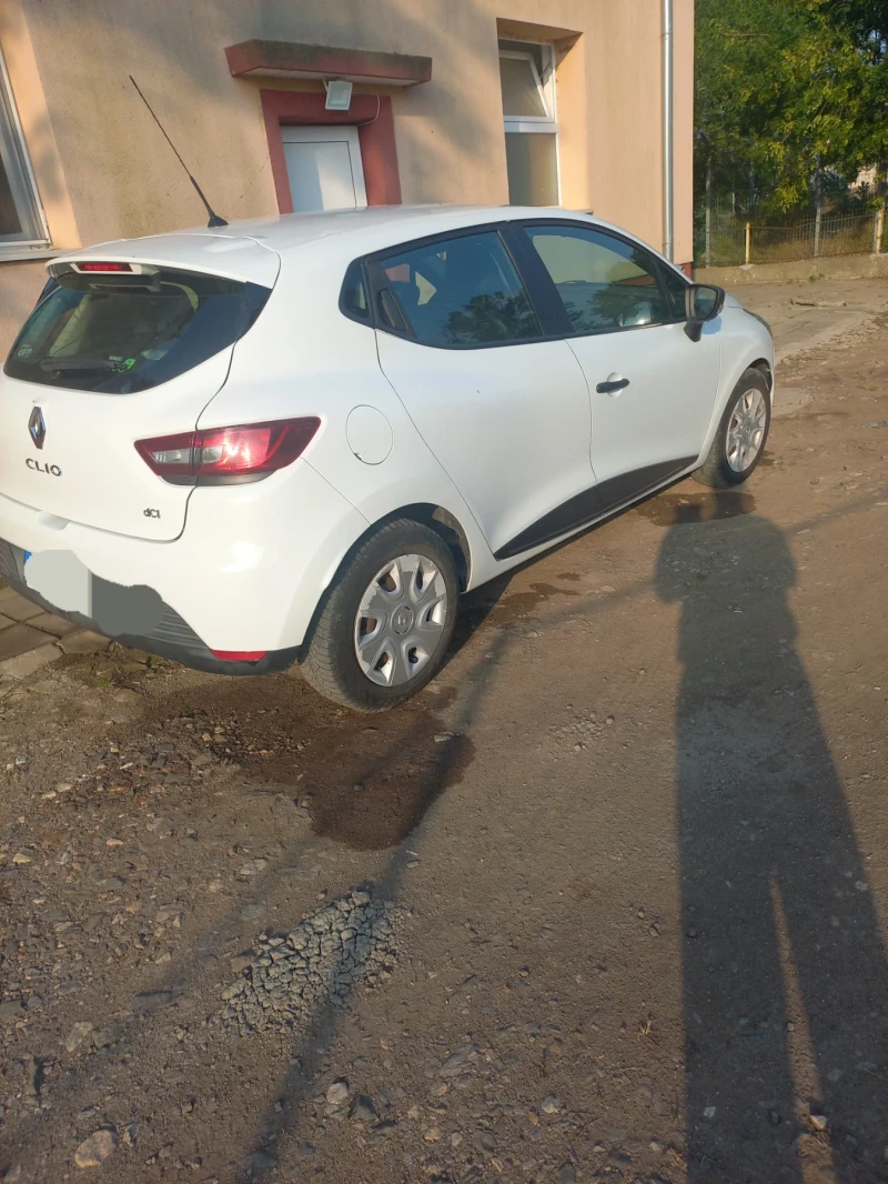 Renault Clio, снимка 2 - Автомобили и джипове - 49488327