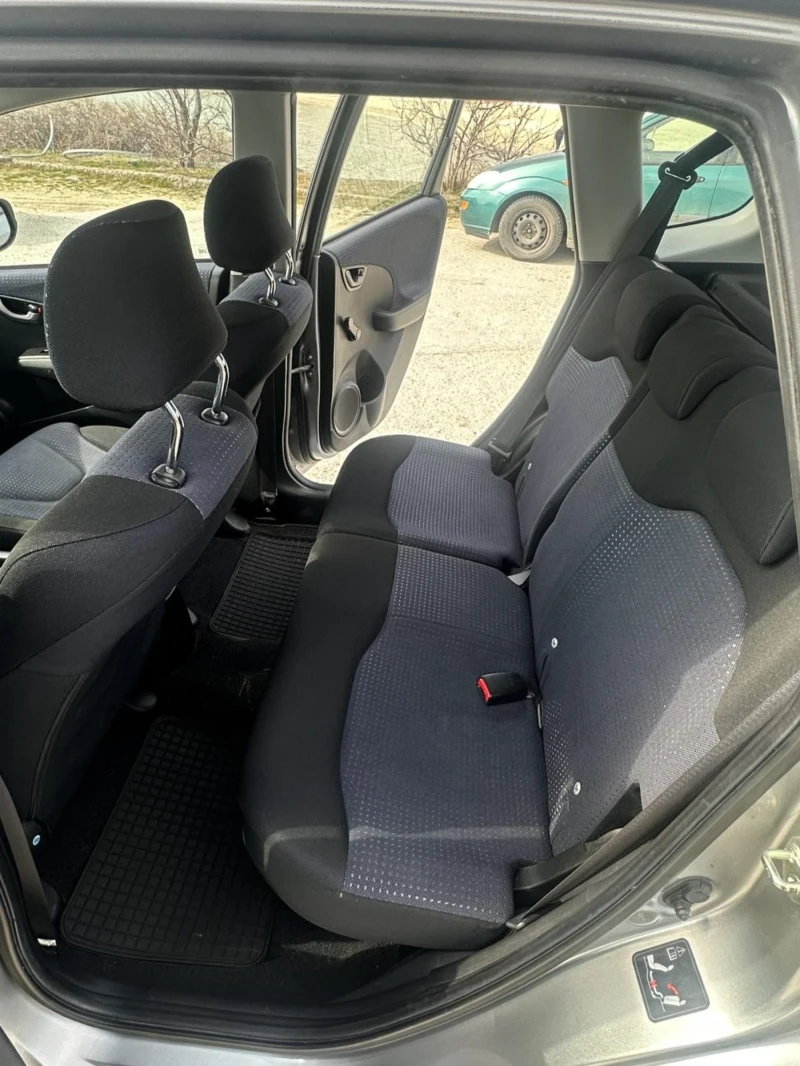 Honda Jazz 1.2, снимка 11 - Автомобили и джипове - 49361309