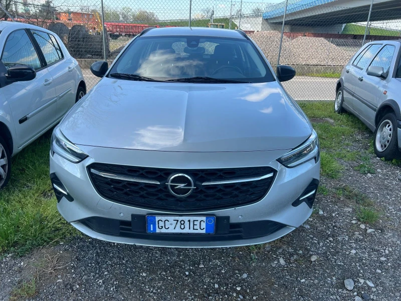 Opel Insignia (КАТО НОВА), снимка 2 - Автомобили и джипове - 49548588