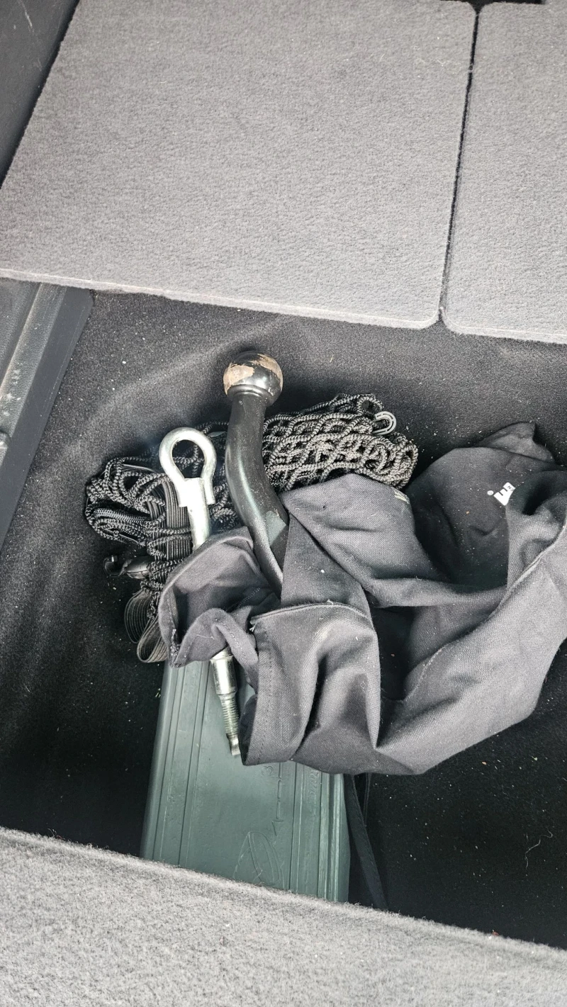 Peugeot 5008 1.6hdi115ks.euro5.naviPanorama, снимка 10 - Автомобили и джипове - 51160539