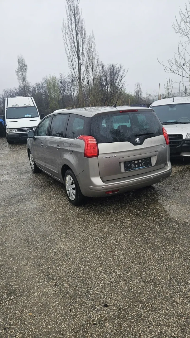 Peugeot 5008 1.6hdi115ks.euro5.naviPanorama, снимка 14 - Автомобили и джипове - 51160539