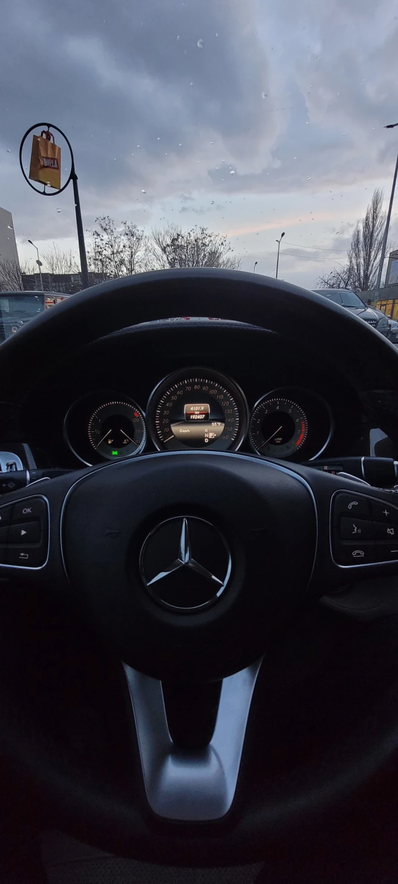 Mercedes-Benz CLS 400 AMG LINE / 3.5 biTurbo, снимка 9 - Автомобили и джипове - 52741300