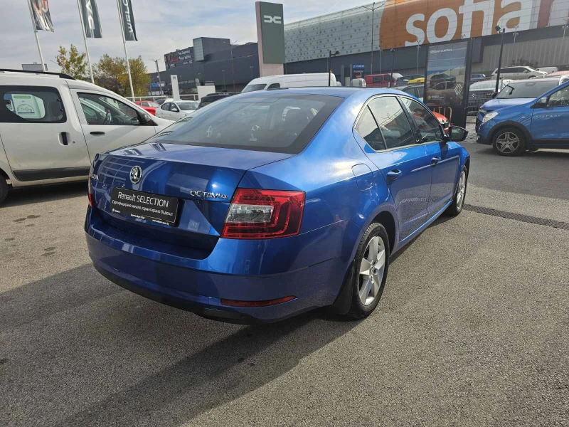 Skoda Octavia 1.6, снимка 5 - Автомобили и джипове - 52502011