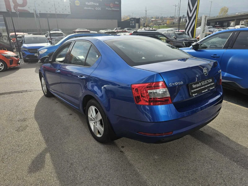 Skoda Octavia 1.6, снимка 4 - Автомобили и джипове - 52502011