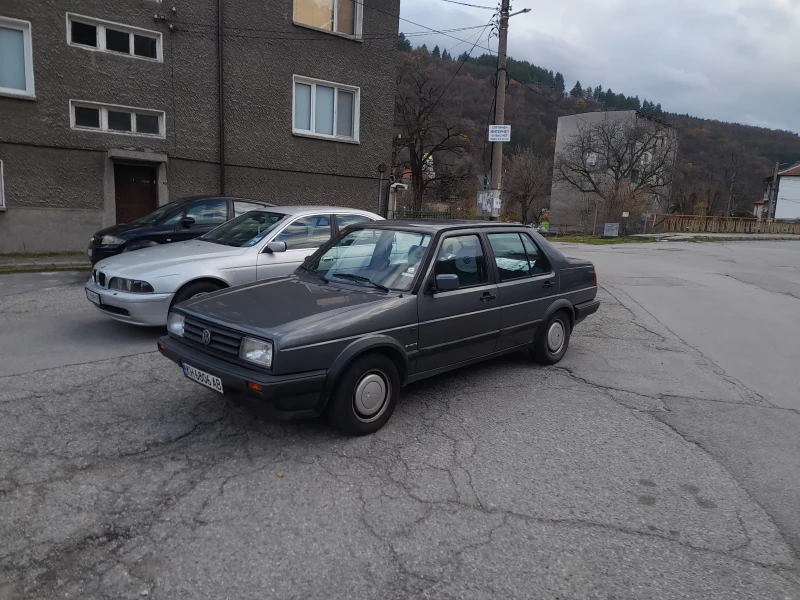 VW Jetta, снимка 5 - Автомобили и джипове - 52506449