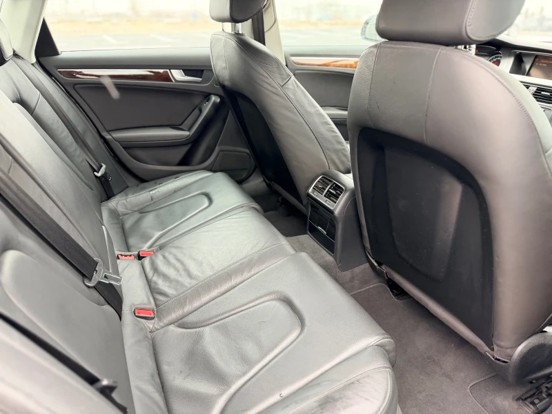 Audi A4 2.0TDI-AmbitionLUX-лизингпрез Уникредитпо165euro, снимка 14 - Автомобили и джипове - 53176569