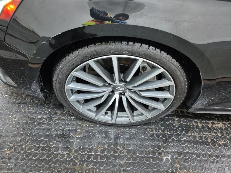 Audi A5 COUPE| CARAFAX| ПОДГРЕВ НА ВОЛАНА| PANORAMA| , снимка 8 - Автомобили и джипове - 53440421