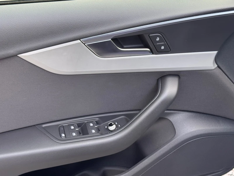 Audi A4 35TDi MILD HYBRID ДИСТРОНИК АВТОМАТИК НАВИГАЦИЯ, снимка 9 - Автомобили и джипове - 53499570