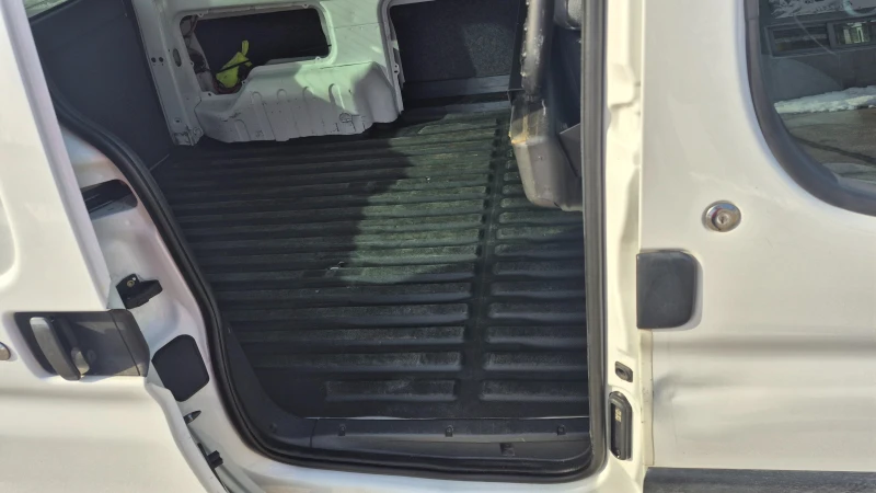 Citroen Berlingo 2.0HDI 90к.с. КЛИМАТИК, снимка 15 - Автомобили и джипове - 53536205