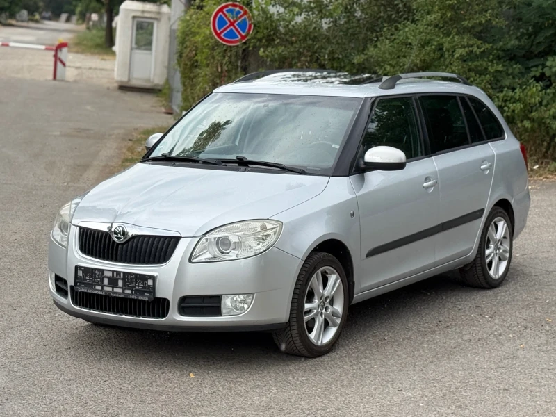 Skoda Fabia 1.6i OBSLUJENA FULL EXTRI - 6888 лв. - 27854896 1