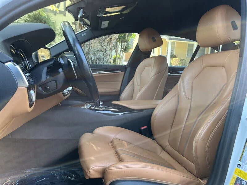BMW 530 KEYLESS/DRIVER ASSIST PACK/KAMEPA/ПОДГРЕВ - изображение 9