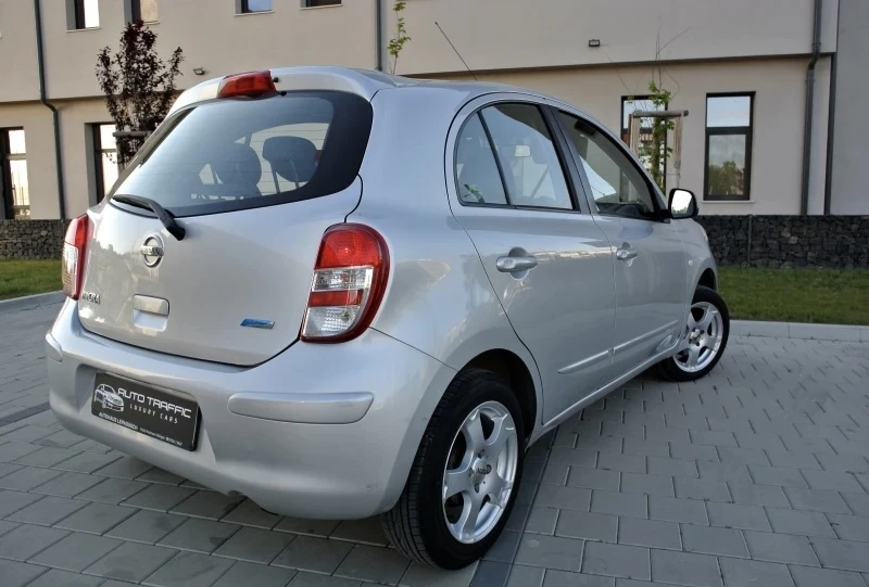 Nissan Micra 1.2i* РЕГИСТРИРАН* КЛИМАТРОНИК* АВТОПИЛОТ* ЕВРО 5, снимка 8 - Автомобили и джипове - 55957735