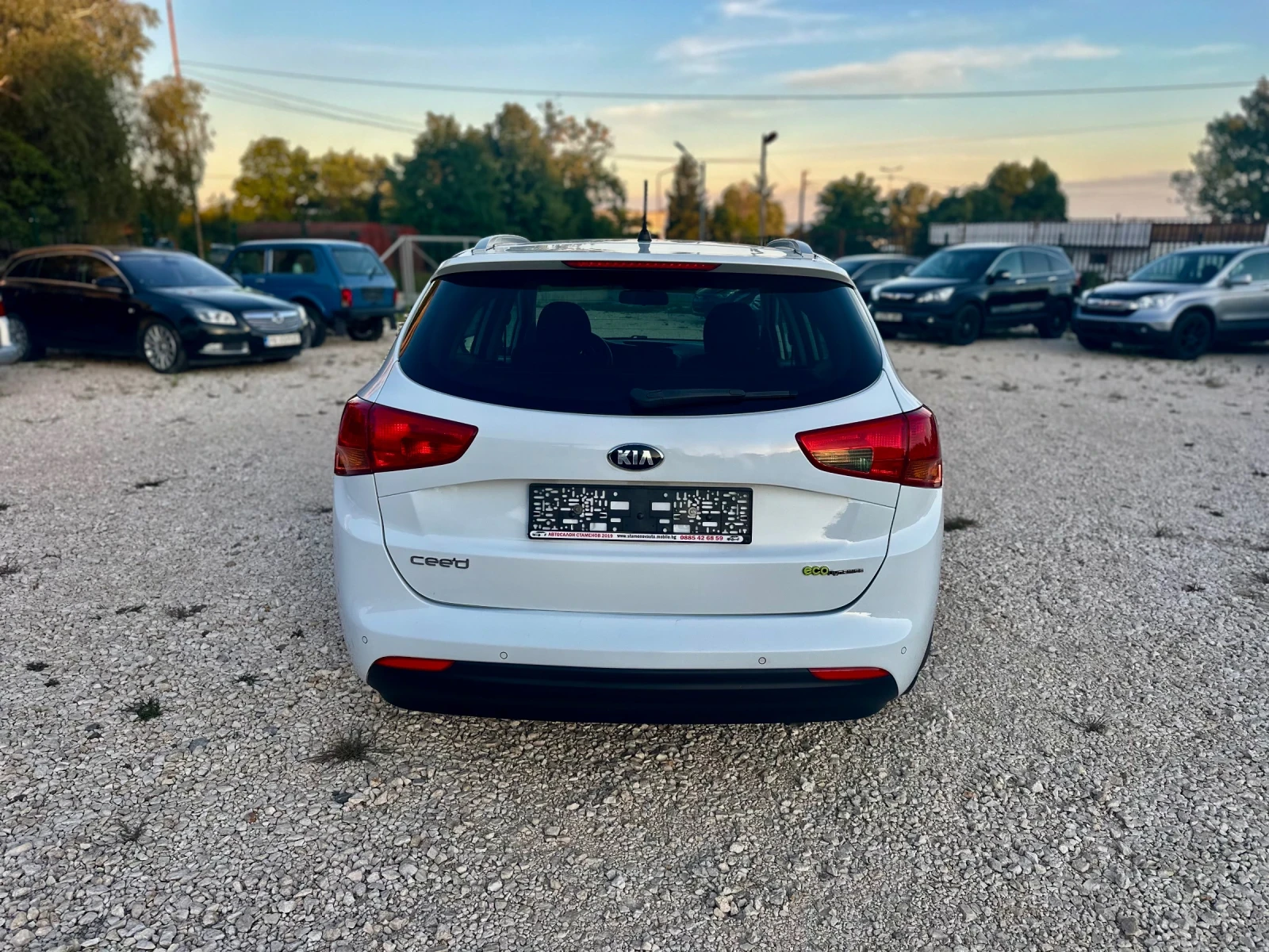Kia Ceed 1.6CRDI////ECODYNAMICS//FACELIFT// - изображение 4
