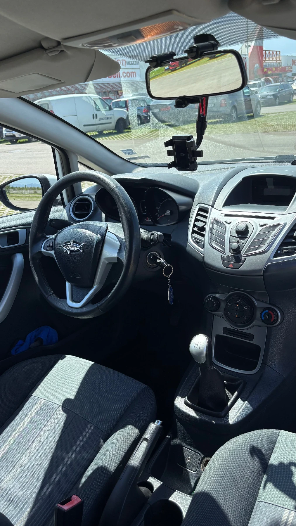Ford Fiesta 1.25I ГАЗ - изображение 8