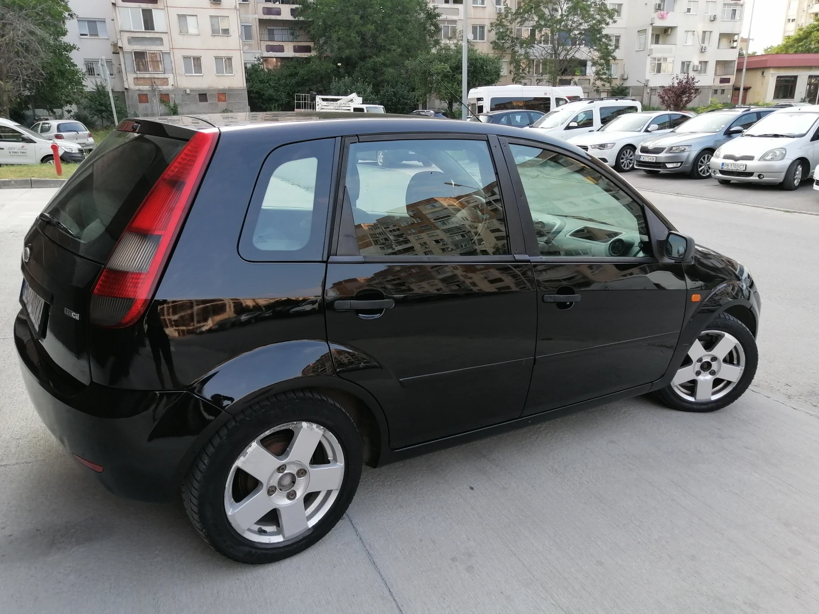 Ford Fiesta 1.4CDTI KLIMA  - изображение 6