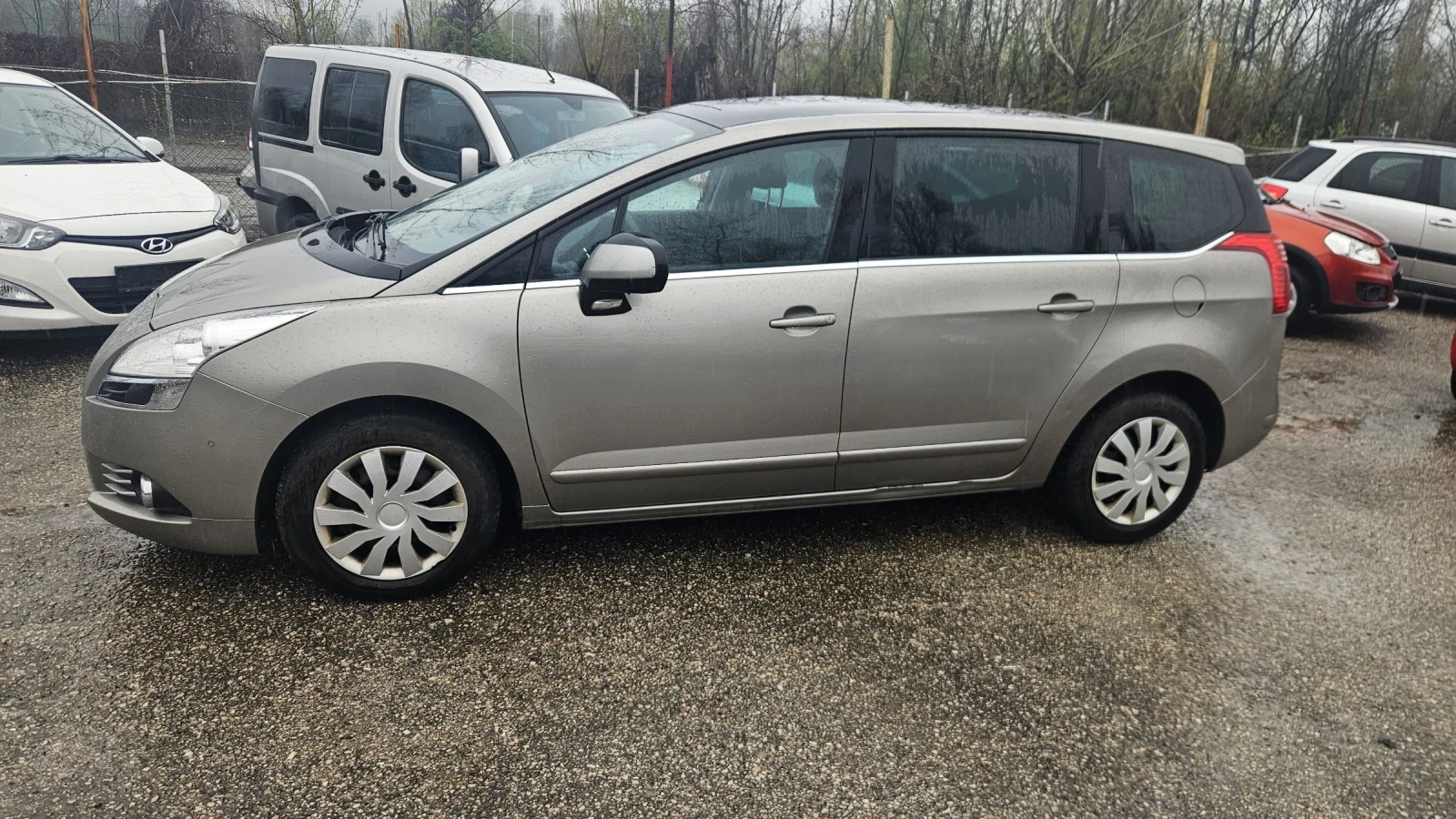 Peugeot 5008 1.6hdi115ks.euro5.naviPanorama - изображение 7