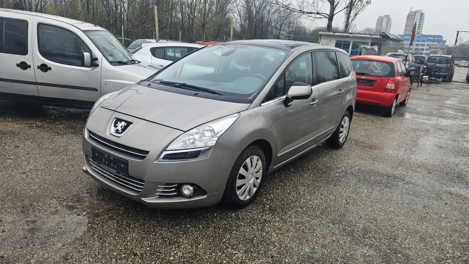 Peugeot 5008 1.6hdi115ks.euro5.naviPanorama - изображение 8