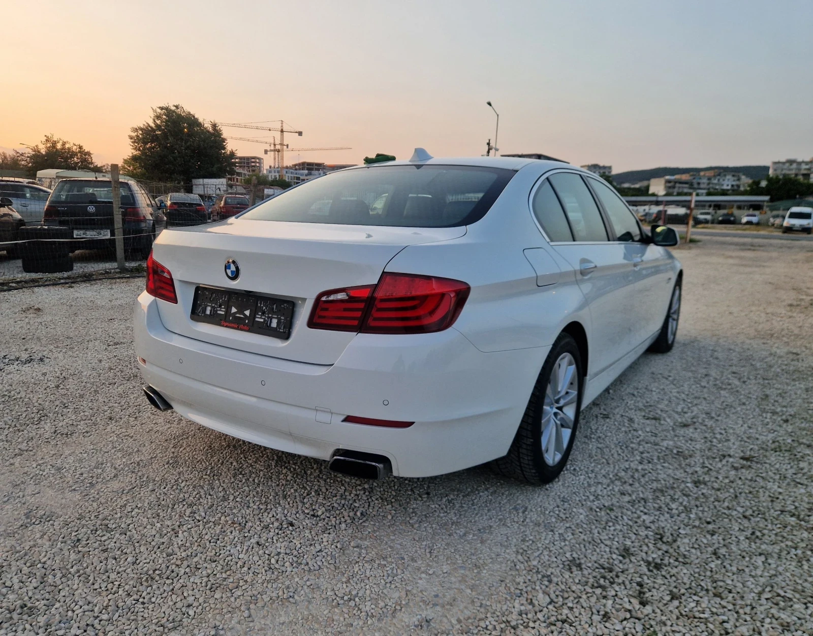 BMW 550 Регистриран / Реални КМ / Като Нова / Лизинг  - изображение 4