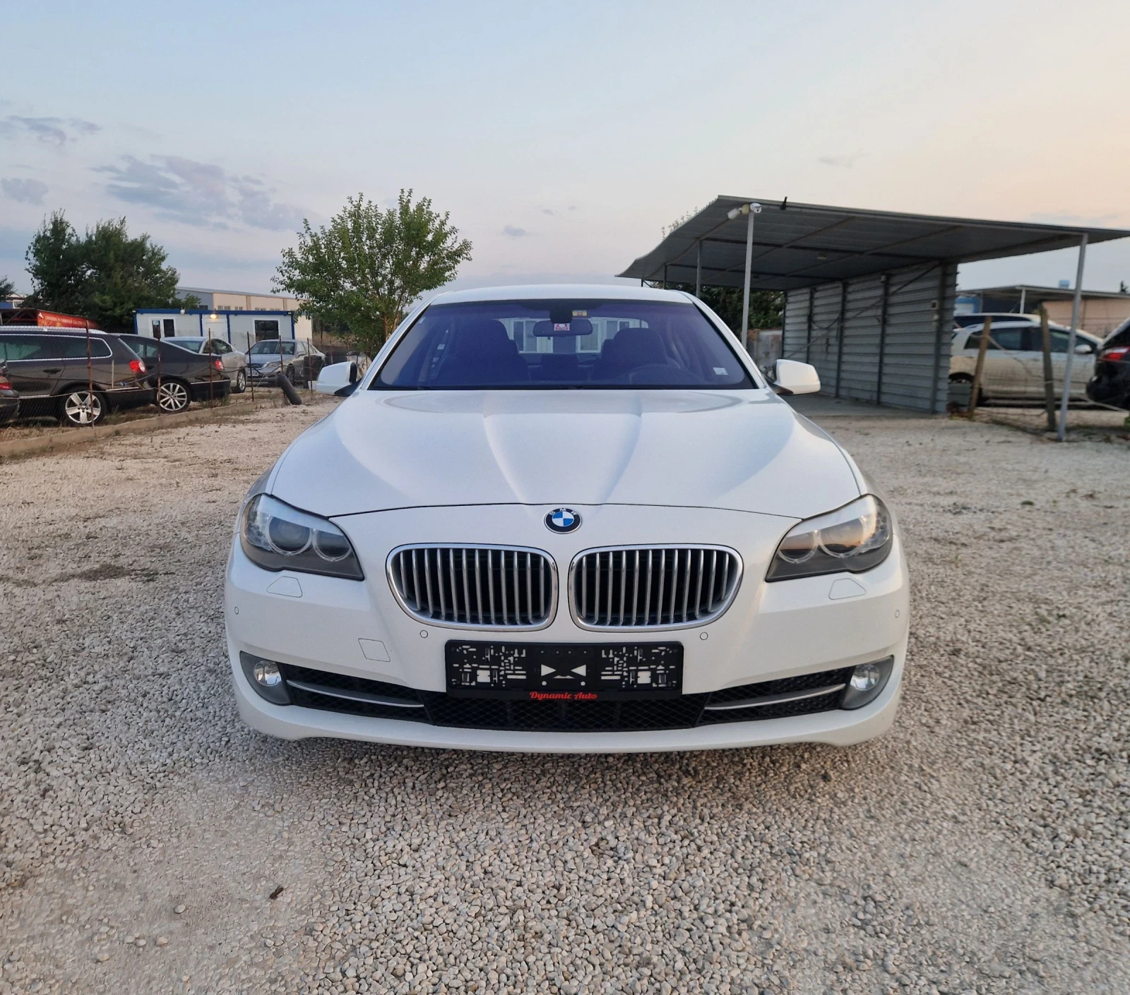BMW 550 Регистриран / Реални КМ / Като Нова / Лизинг  - изображение 2