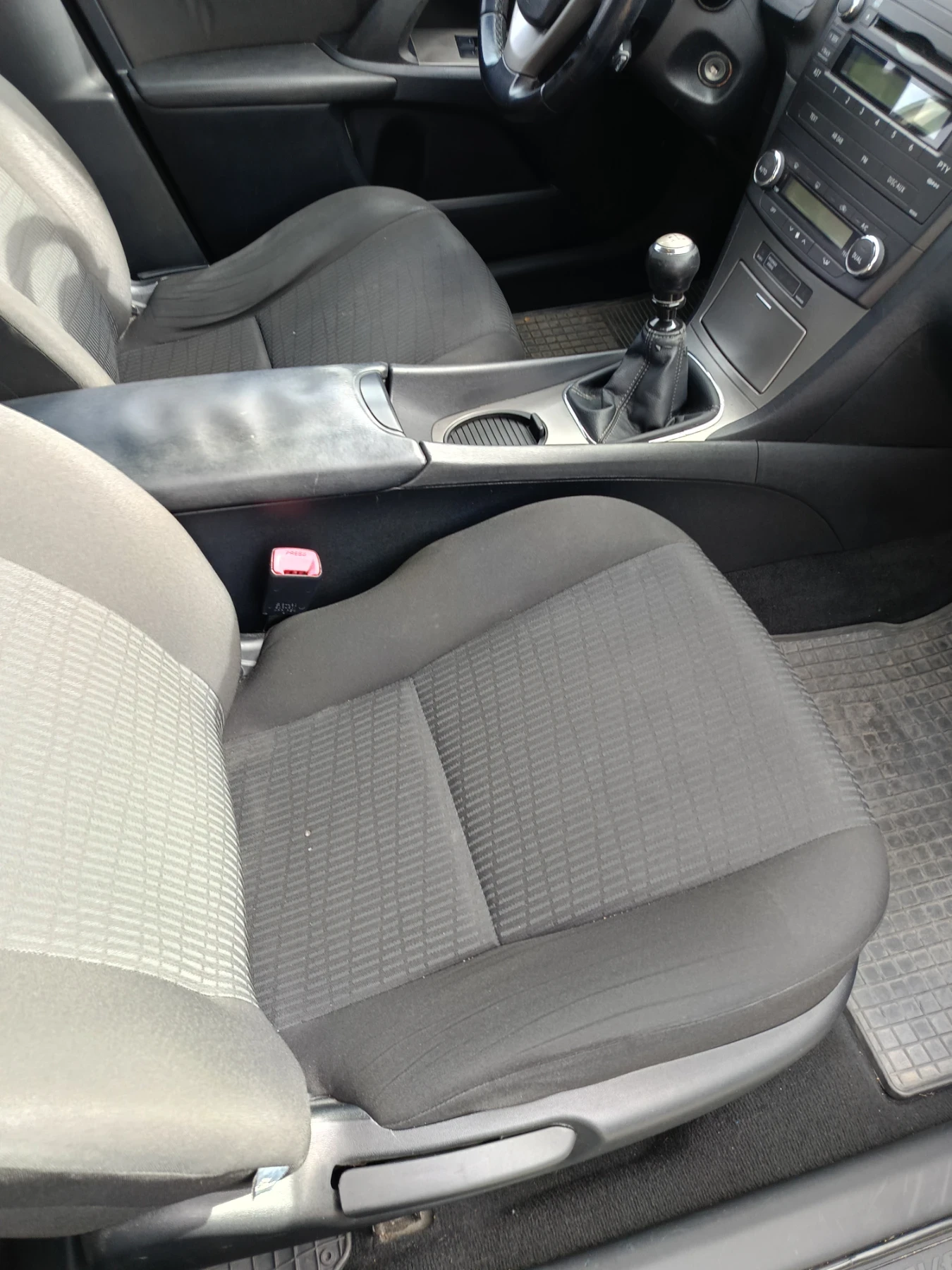 Toyota Avensis 2.0 D | Mobile.bg — изображение 5