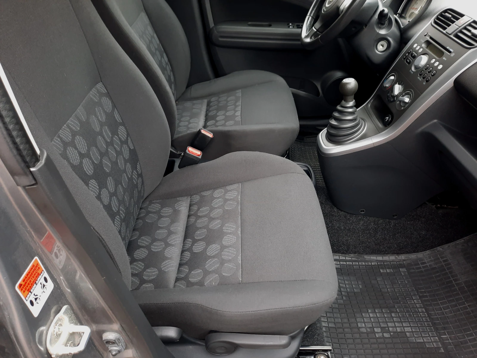 Suzuki Splash 1.3i - изображение 10