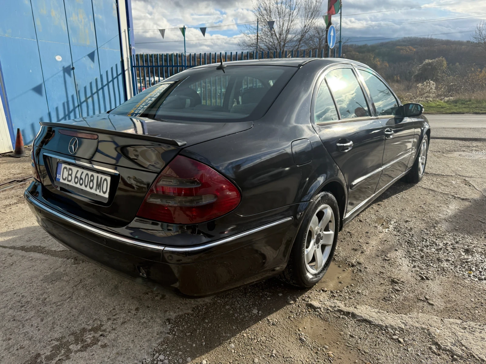 Mercedes-Benz E 220 2.2 - изображение 8