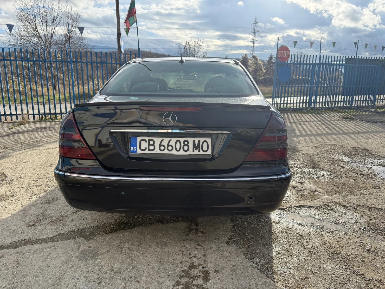 Mercedes-Benz E 220 2.2 - изображение 7
