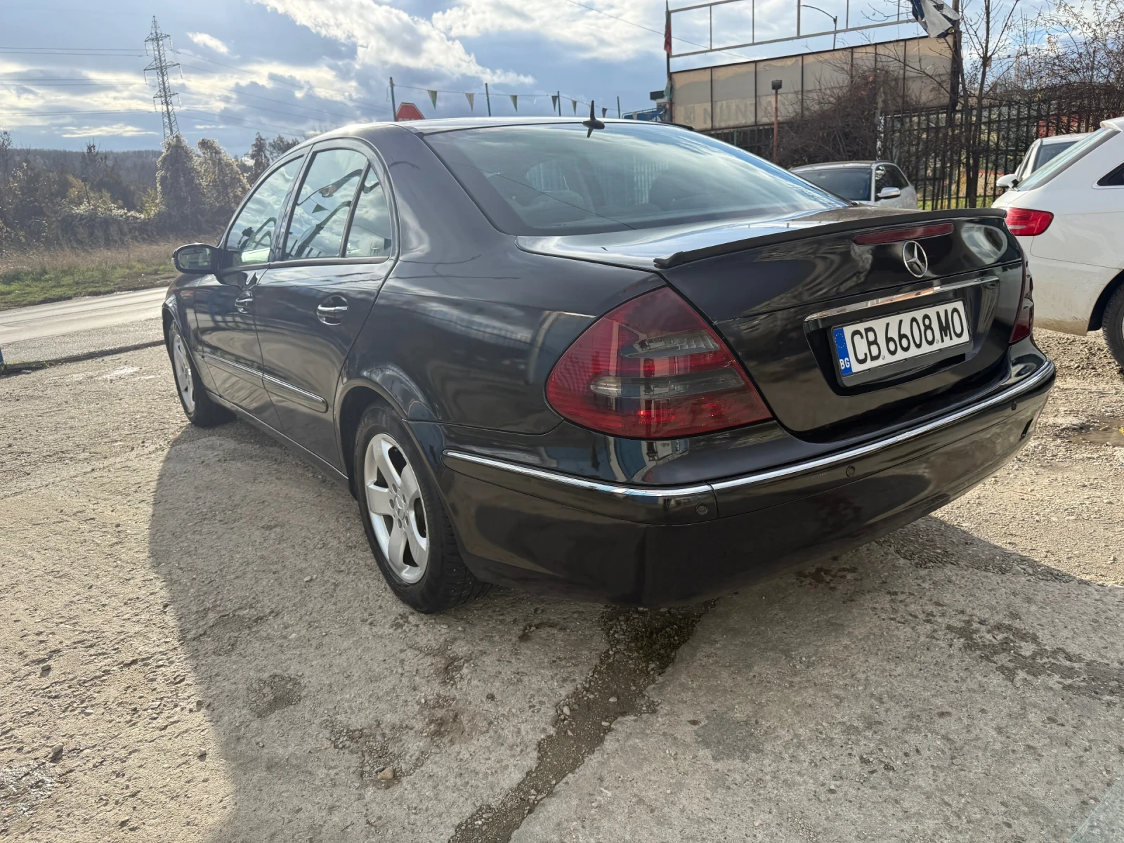 Mercedes-Benz E 220 2.2 - изображение 6
