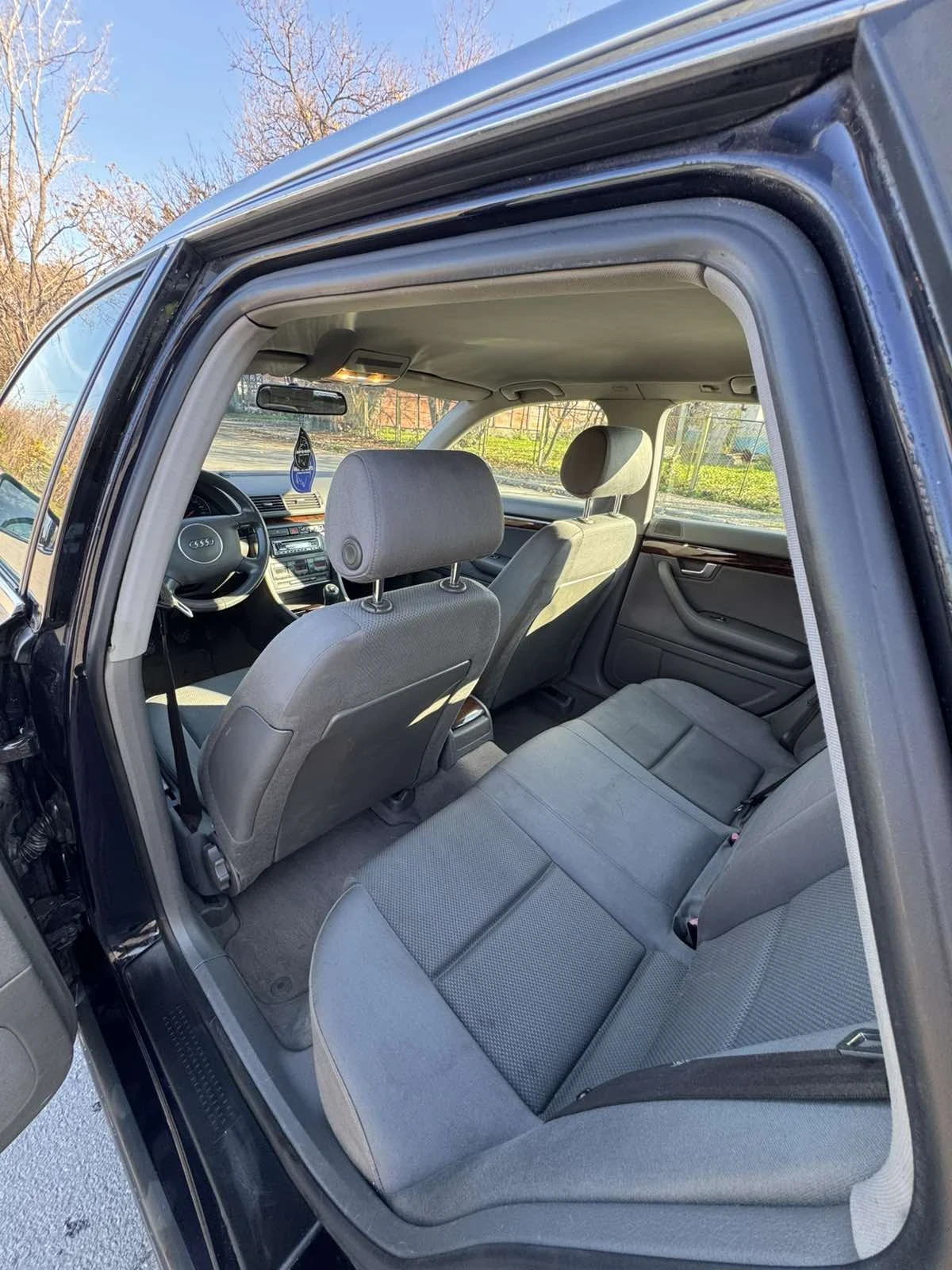 Audi A4 | Mobile.bg � ����������� 10