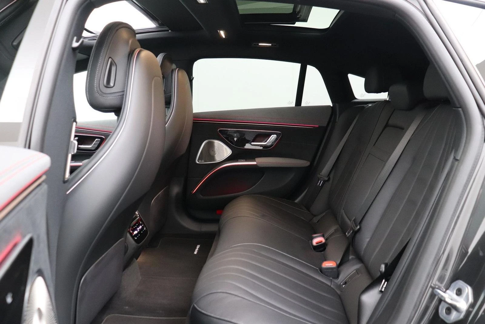 Mercedes-Benz EQS 450+ /AMG/4-MATIC/HYPERSCREEN/BURM/PANO/125kWh/360 | Mobile.bg � ����������� 14