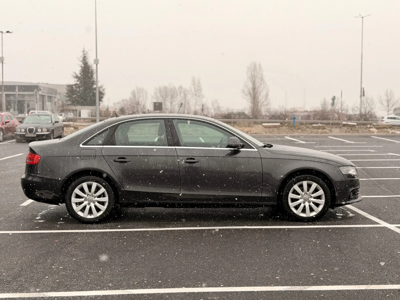 Audi A4 2.0TDI-AmbitionLUX-лизингпрез Уникредитпо165euro - изображение 4
