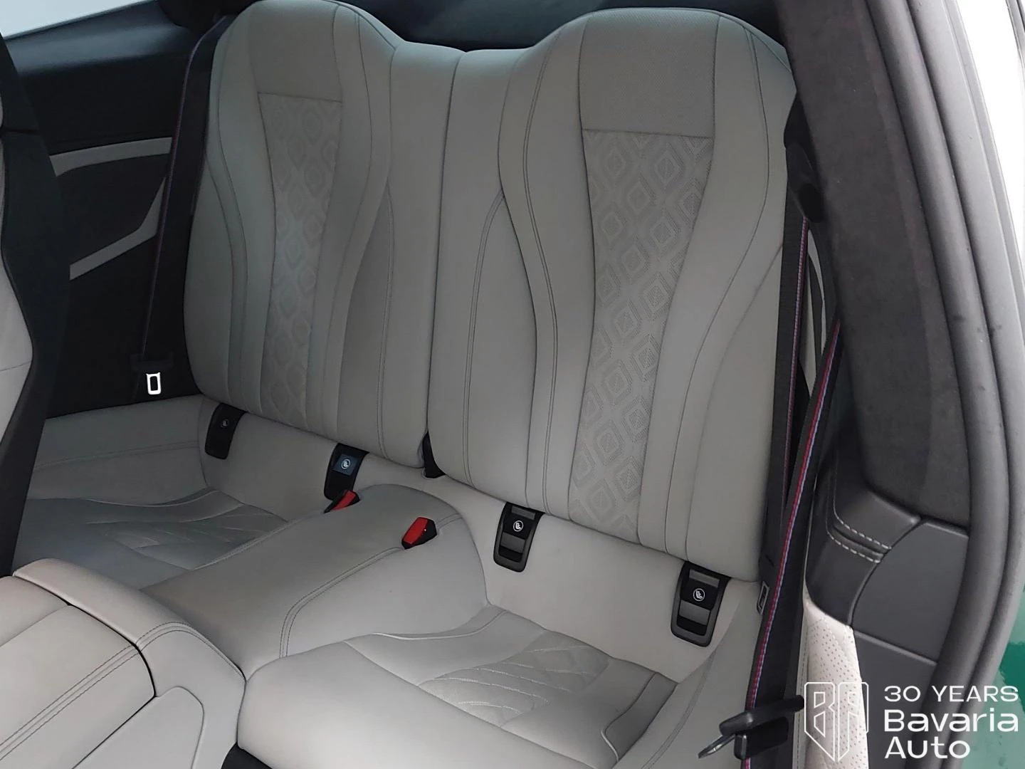 BMW M8 Competition Coupe Sportautomatic - изображение 8